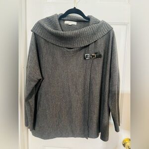 Chic Women's Gray‎ Cowl Neck Sweater with Buckle